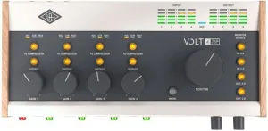 Universal Audio Volt 4 76